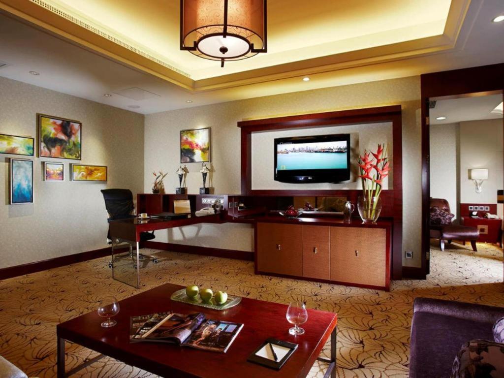 Dezhou Regal Kangbo Hotel Exterior photo