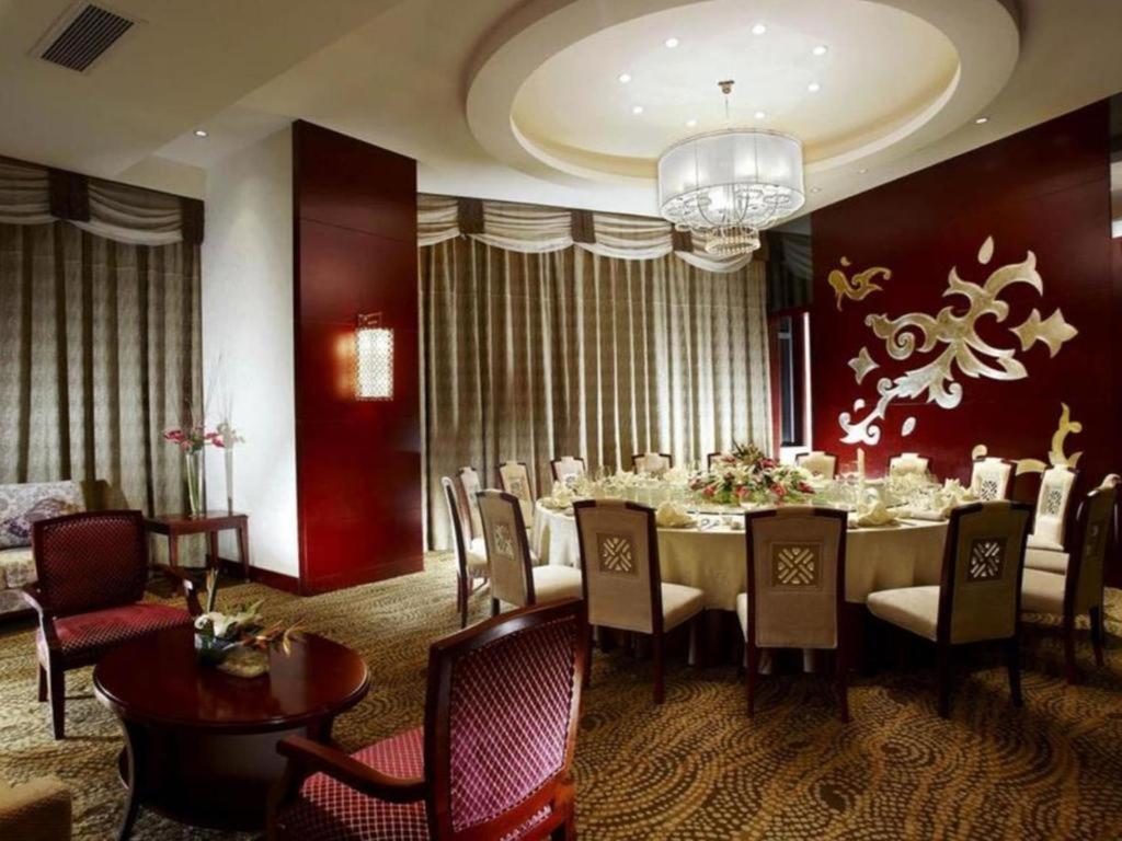 Dezhou Regal Kangbo Hotel Exterior photo