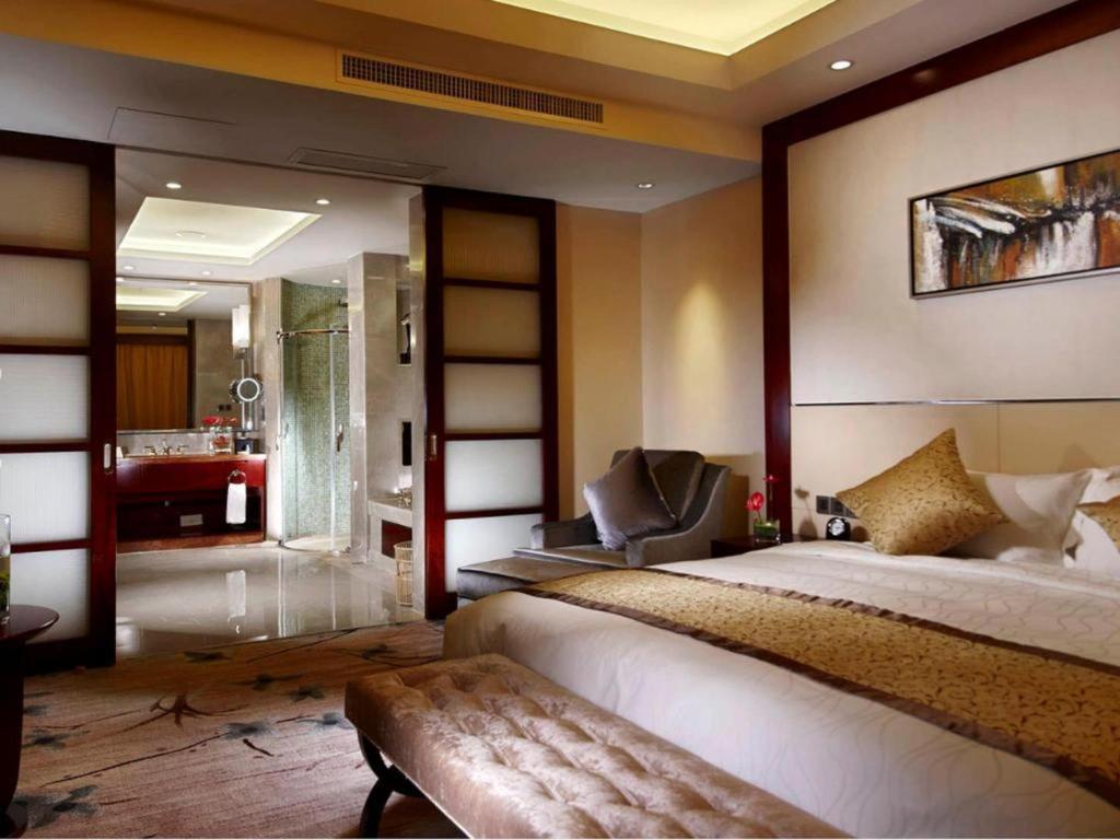 Dezhou Regal Kangbo Hotel Exterior photo